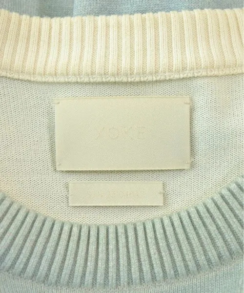 YOKE Pullover